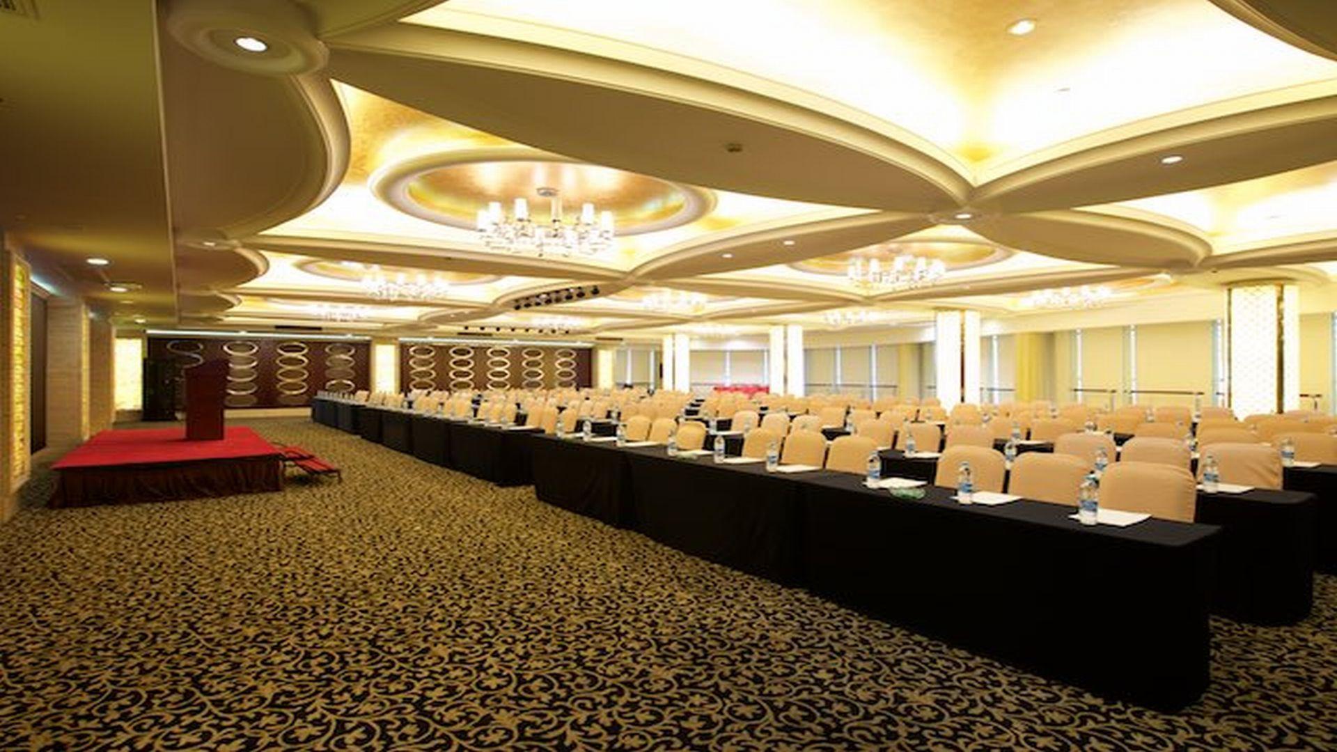 Madison Shanghai Hongqiao Екстер'єр фото